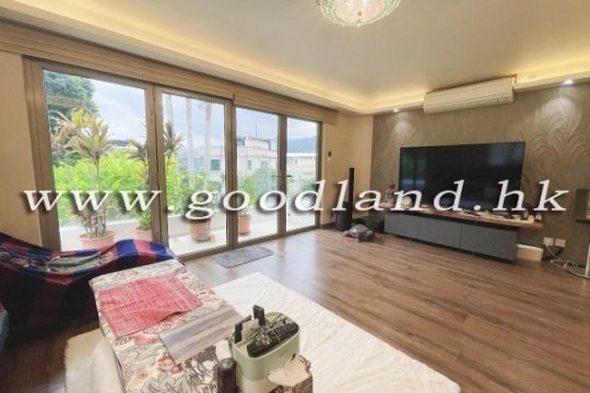 【西贡独立村屋出售】外籍社区・平台花园・屋苑泳池