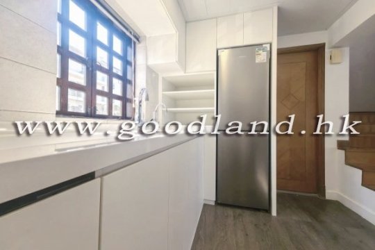 清水湾临海村屋出售