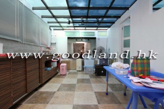清水湾绿景村屋出售