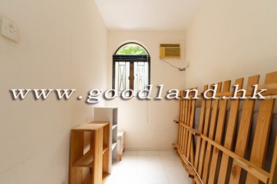 清水湾花园实用村屋出售
