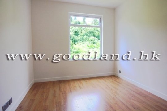 【清水湾品味装修村屋出售】绿景・独立